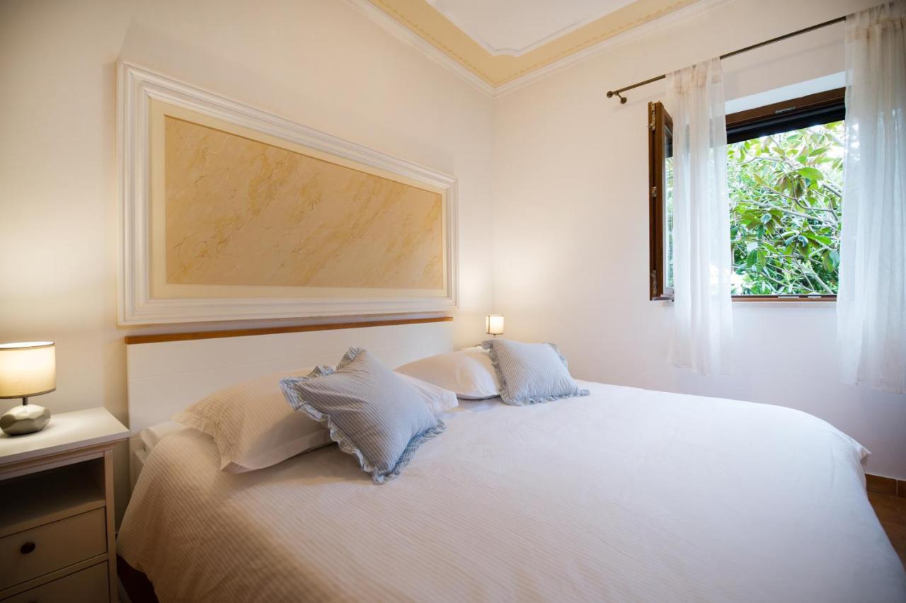 Apartman Mediterraneo Supetar Exterior photo